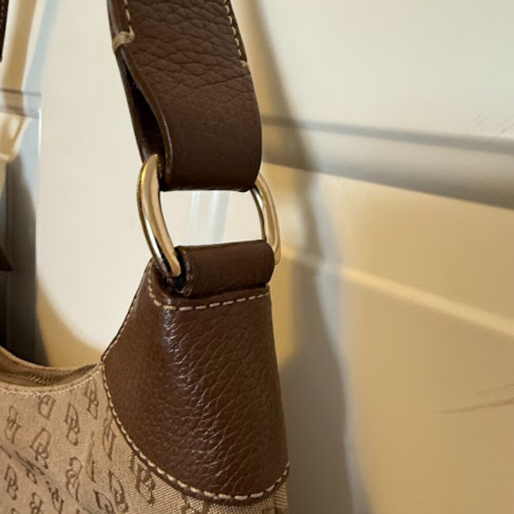 Vintage Dooney & Bourke monogram shoulder Bag brown Leather & DB monogram - Picture 3 of 15
